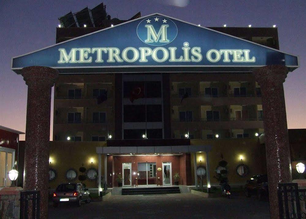Metropolis Hotel Torbali Ngoại thất bức ảnh
