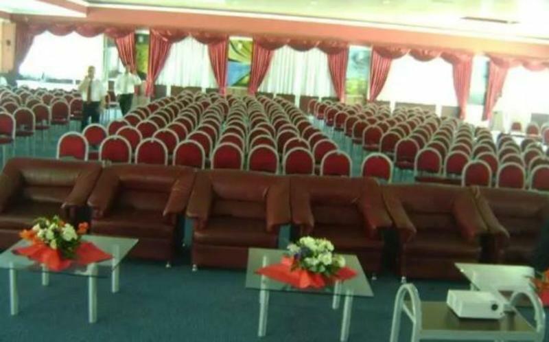 Metropolis Hotel Torbali Ngoại thất bức ảnh