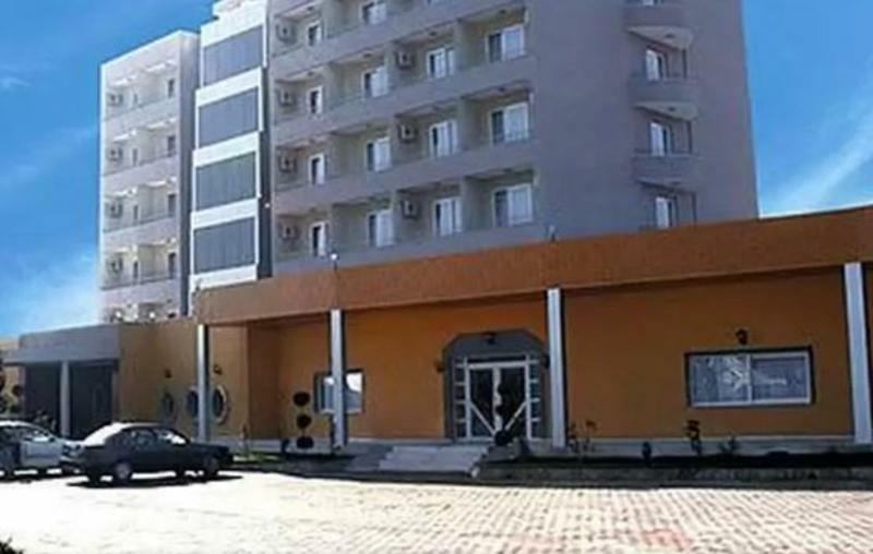 Metropolis Hotel Torbali Ngoại thất bức ảnh